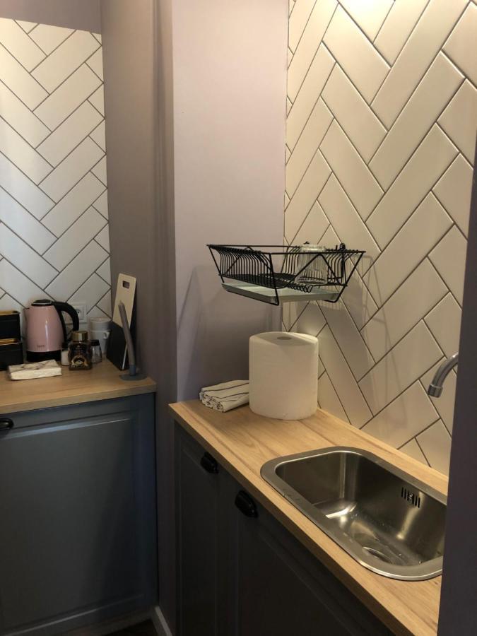 Apartament z ogródkiem i garażem Poznan Exterior foto